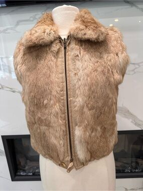 100% Real Fur Zip Front Vest in Warm Camel
